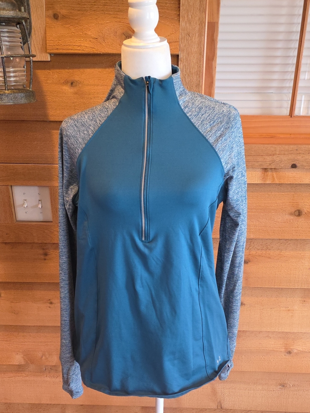 Under Armour Cold Gear Sweatshirt